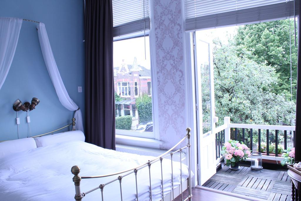 B&B Op Ut Hoekie Dordrecht Ruang foto